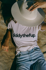 giddythefup. ~ Vintage Tee Tea/Black